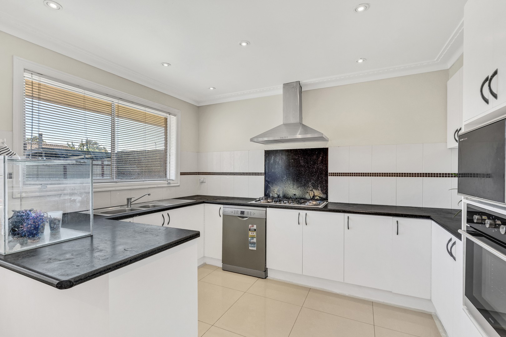 1 Riversdale Street, Craigieburn, VIC 3064, Craigieburn - Thumbnail 3