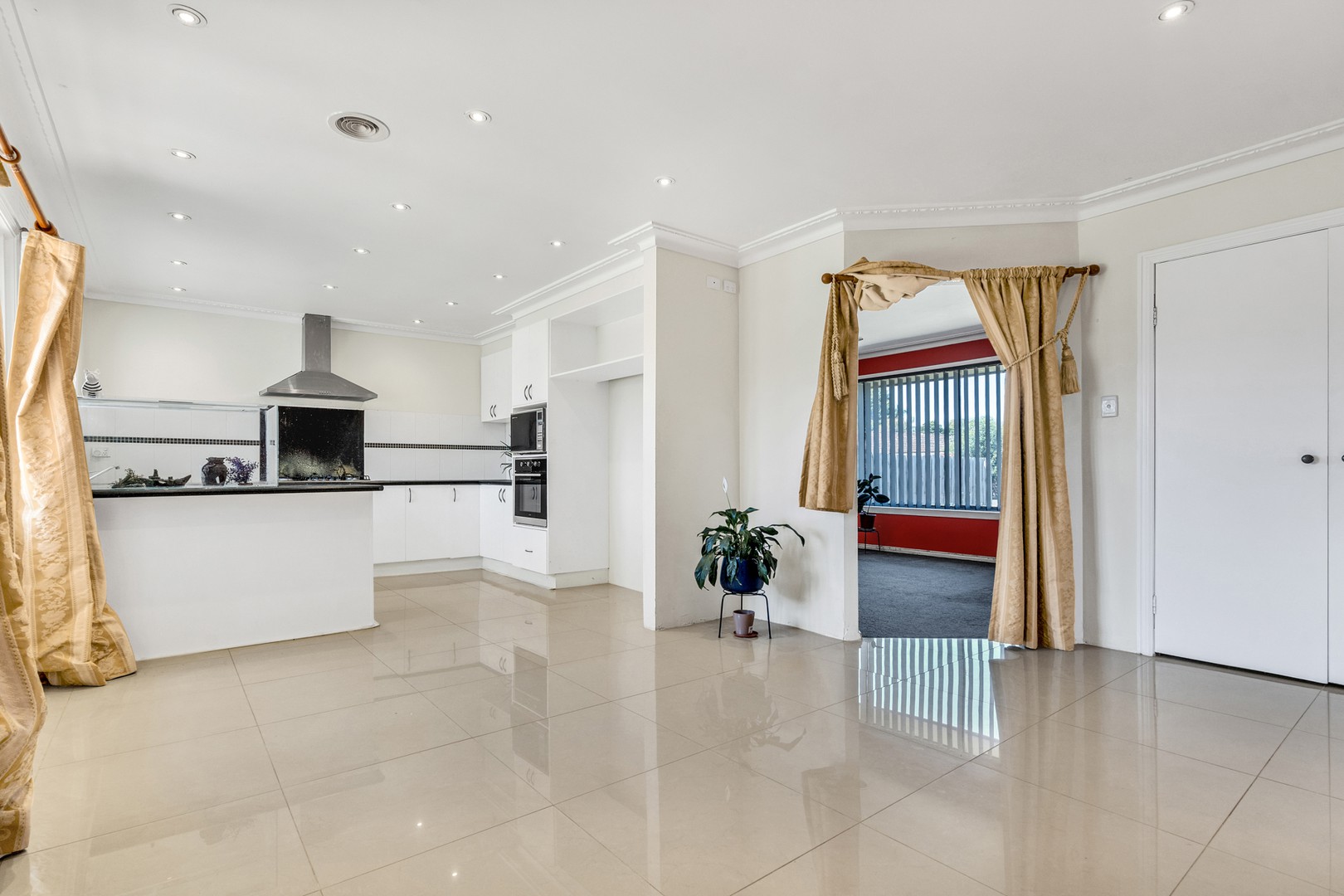 1 Riversdale Street, Craigieburn, VIC 3064, Craigieburn - Thumbnail 4
