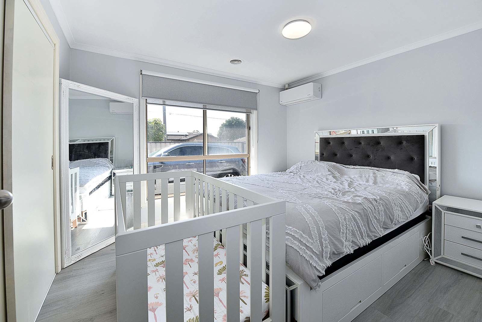 1 Rokewood Crescent, Meadow Heights, VIC 3048, Meadow Heights - Thumbnail 4