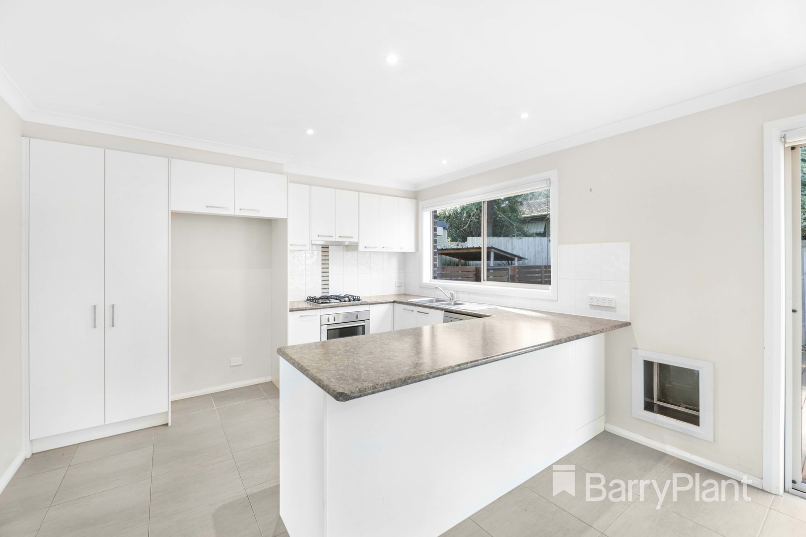 1 Rose Court, Lilydale, VIC 3140, Lilydale - Thumbnail 2