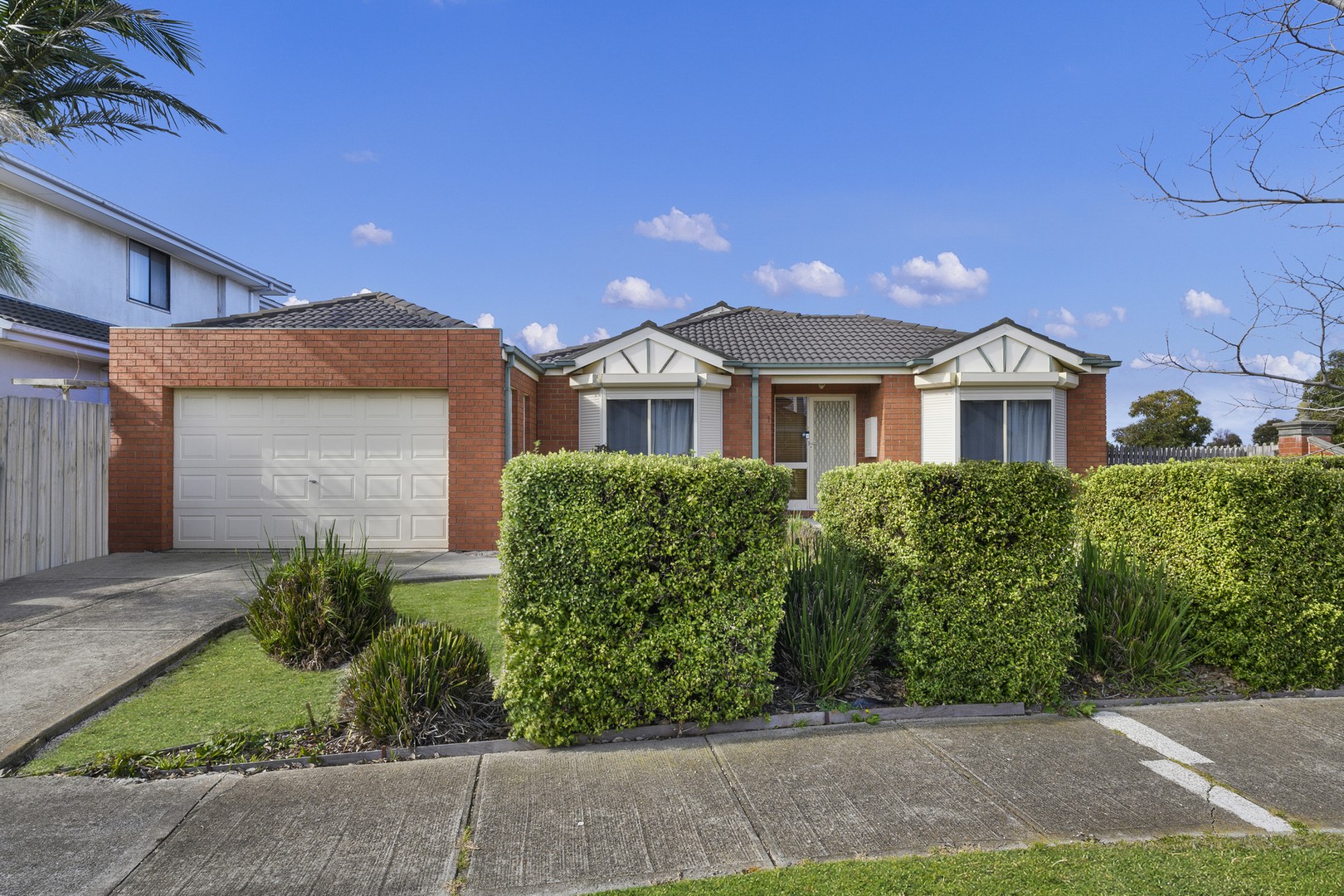 1 Rose Hedge Drive, Sydenham, VIC 3037, Sydenham - Thumbnail 2