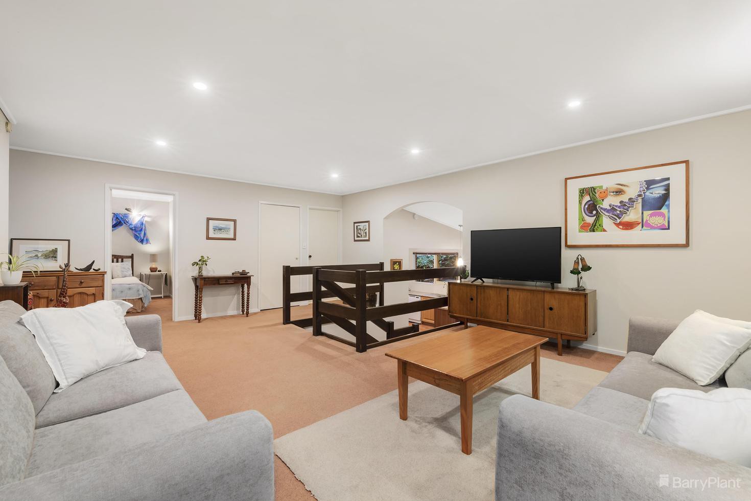 1 Roslyn Court, Eltham North, VIC 3095, Eltham North - Thumbnail 2