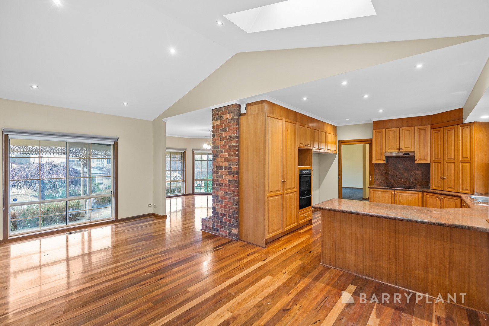 1 Ryan Court, Berwick, VIC 3806, Berwick - Thumbnail 4