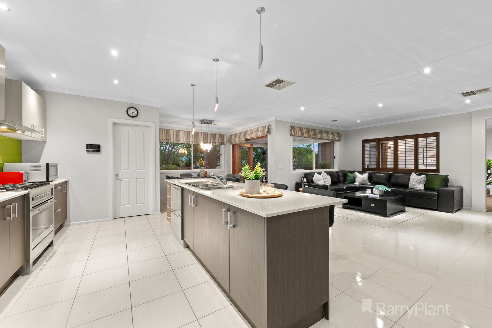 1 Saltair Court, Berwick, VIC 3806, Berwick - Thumbnail 6
