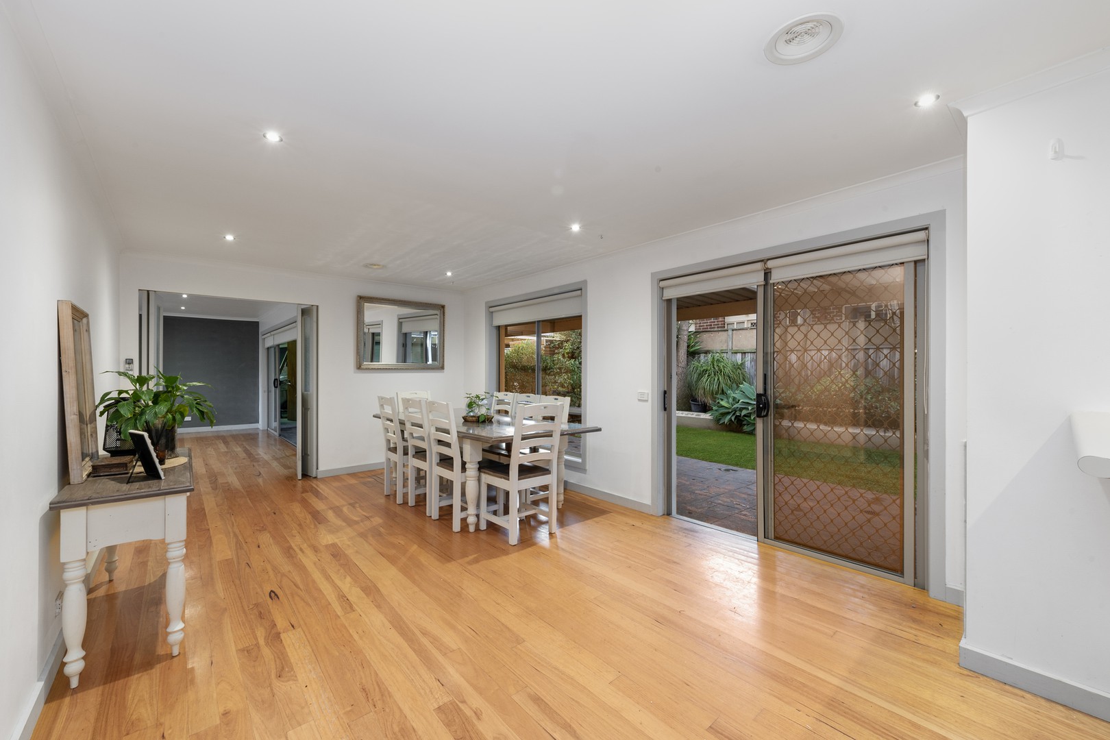 1 Sandalwood Avenue, Hillside, VIC 3037, Hillside - Thumbnail 8