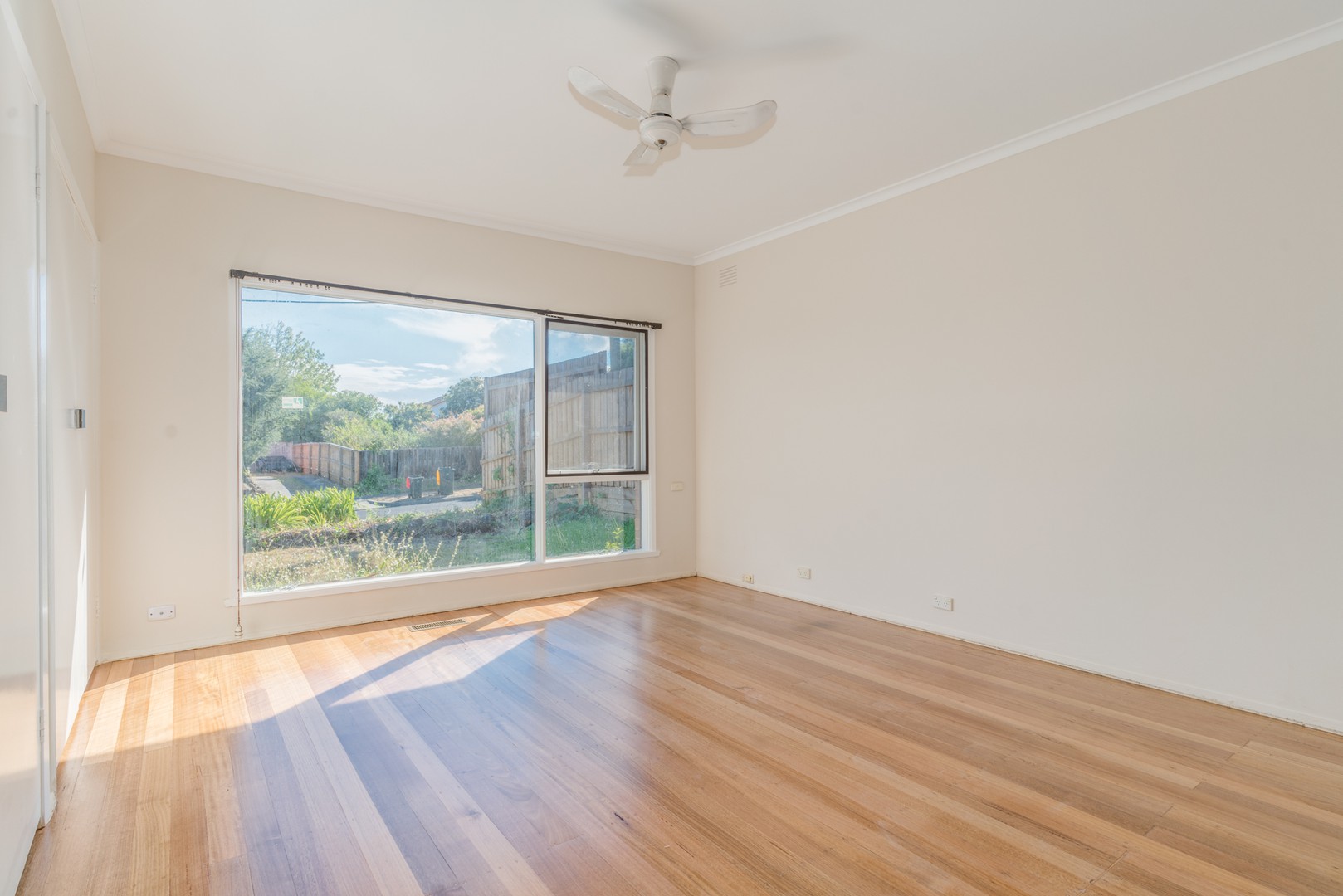 1 Santiago Street, Doncaster, VIC 3108, Doncaster - Thumbnail 8