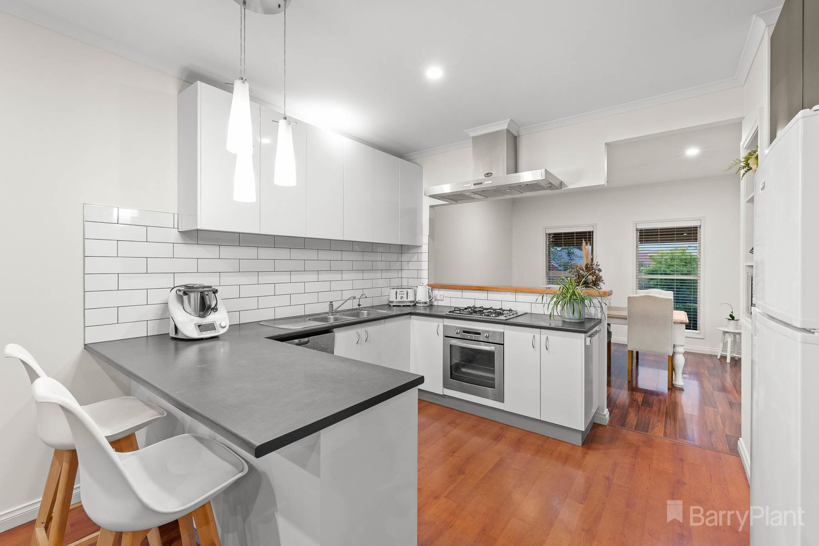 1 Sassafras Close, Pakenham, VIC 3810, Pakenham - Thumbnail 3