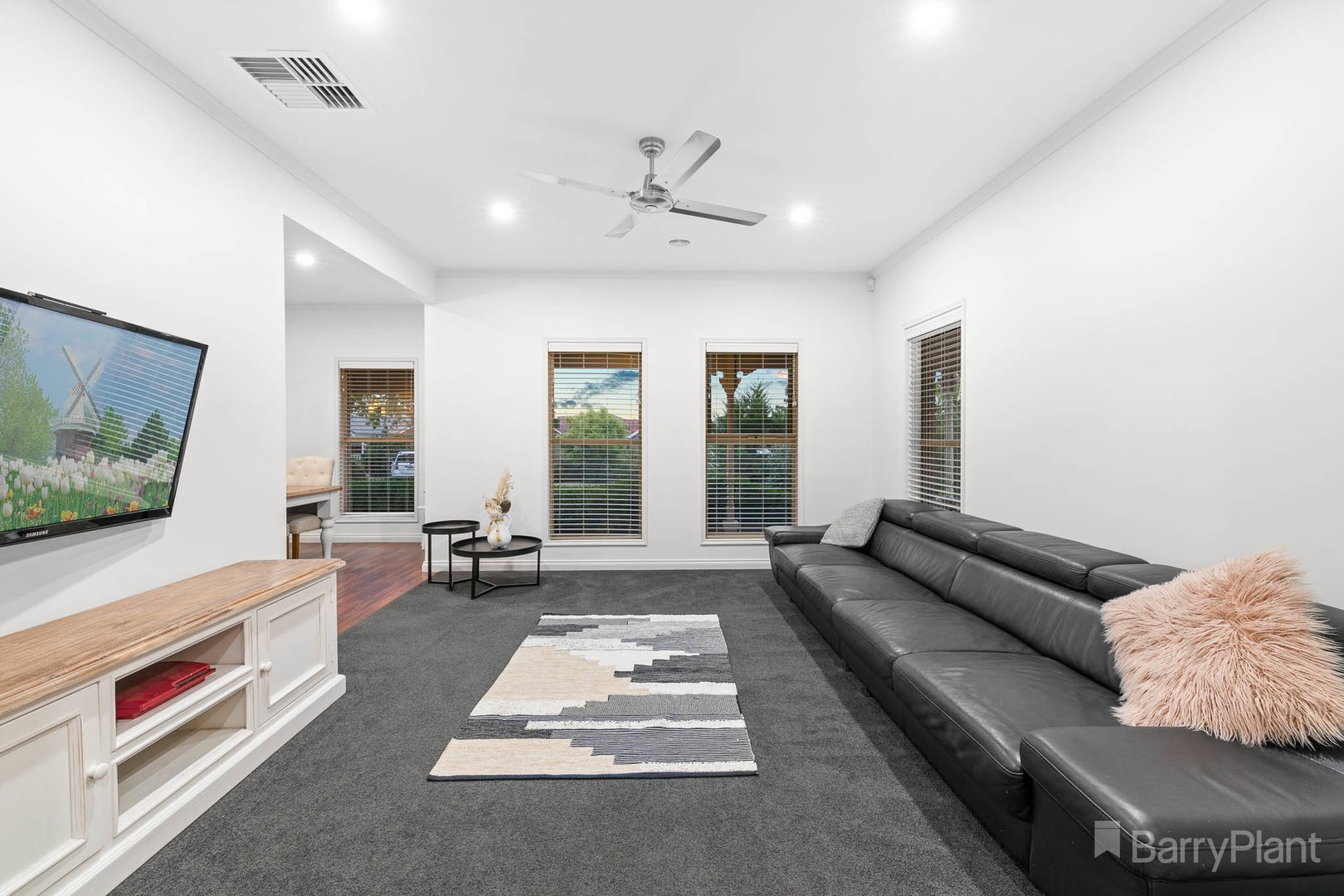 1 Sassafras Close, Pakenham, VIC 3810, Pakenham - Thumbnail 5