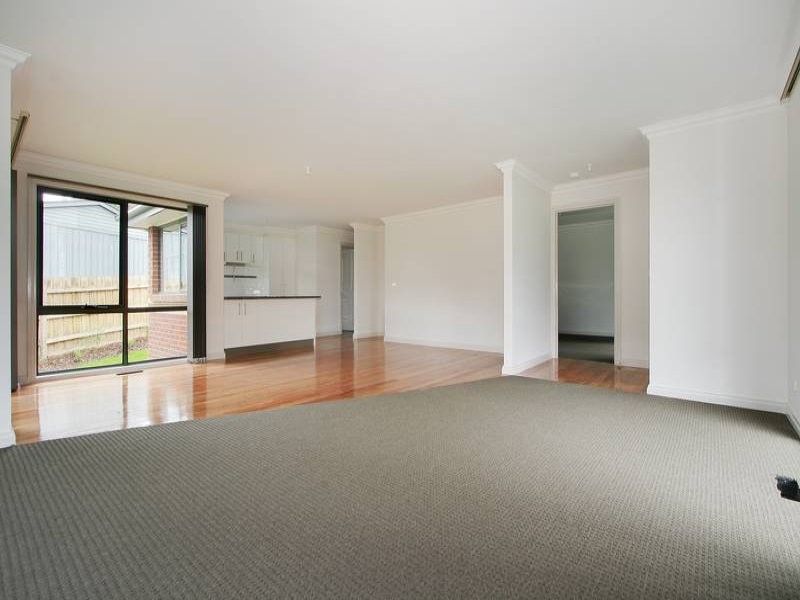 1 Seares Drive, Ringwood East, VIC 3135, Ringwood East - Thumbnail 5