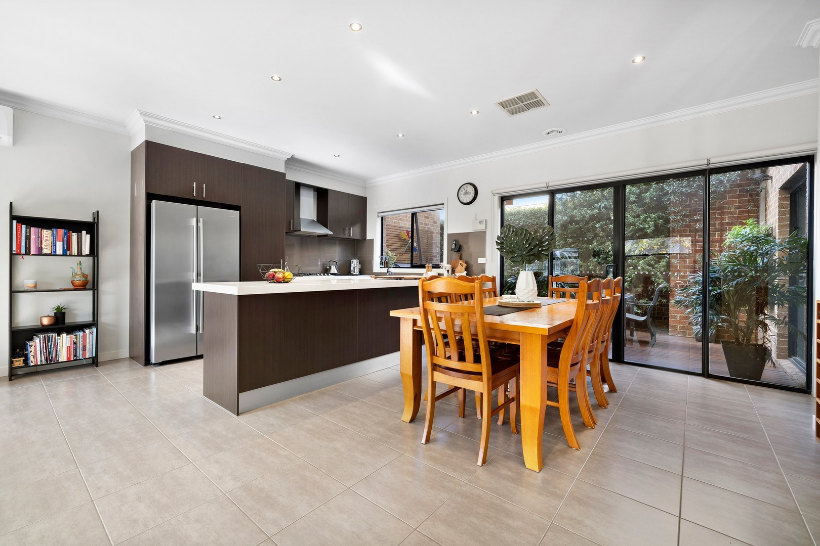 1 Seddon Place, Caroline Springs, VIC 3023, Caroline Springs - Thumbnail 4