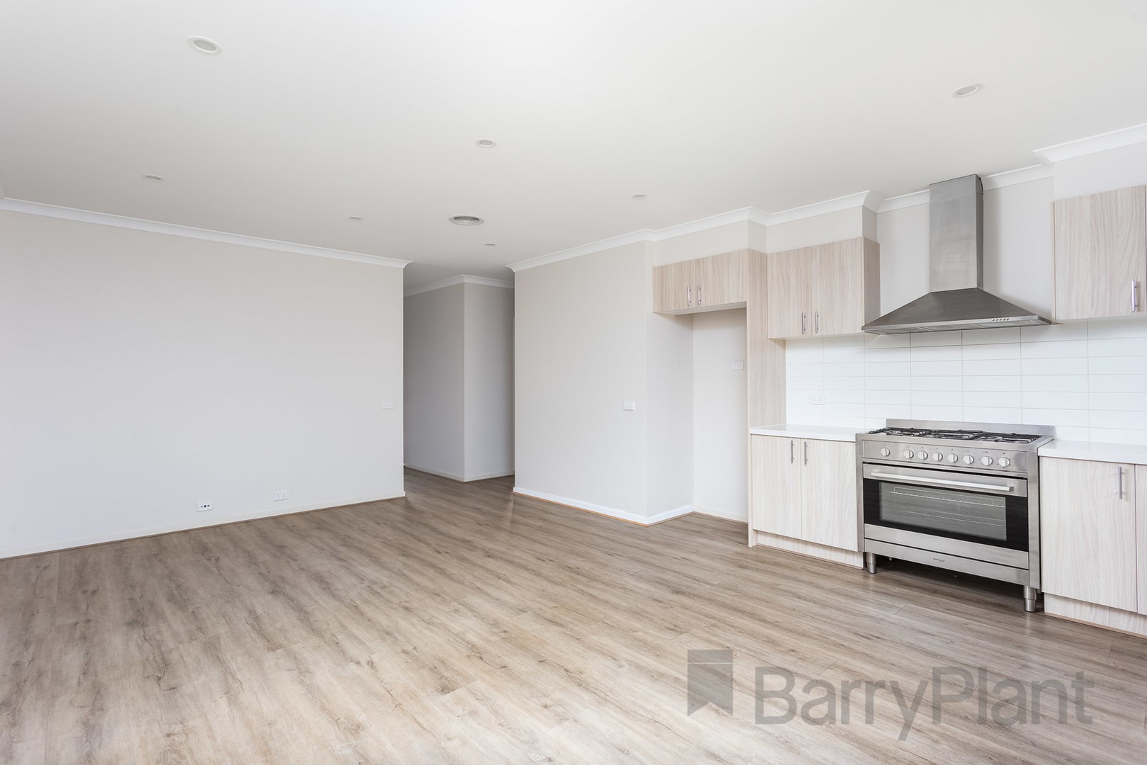 1 Shangrala Road, Thornhill Park, VIC 3335, Thornhill Park - Thumbnail 5