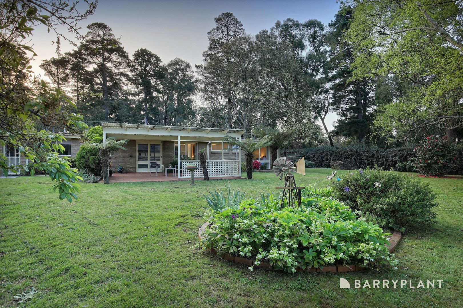 1 Sherriff Road, Emerald, VIC 3782, Emerald - Thumbnail 2