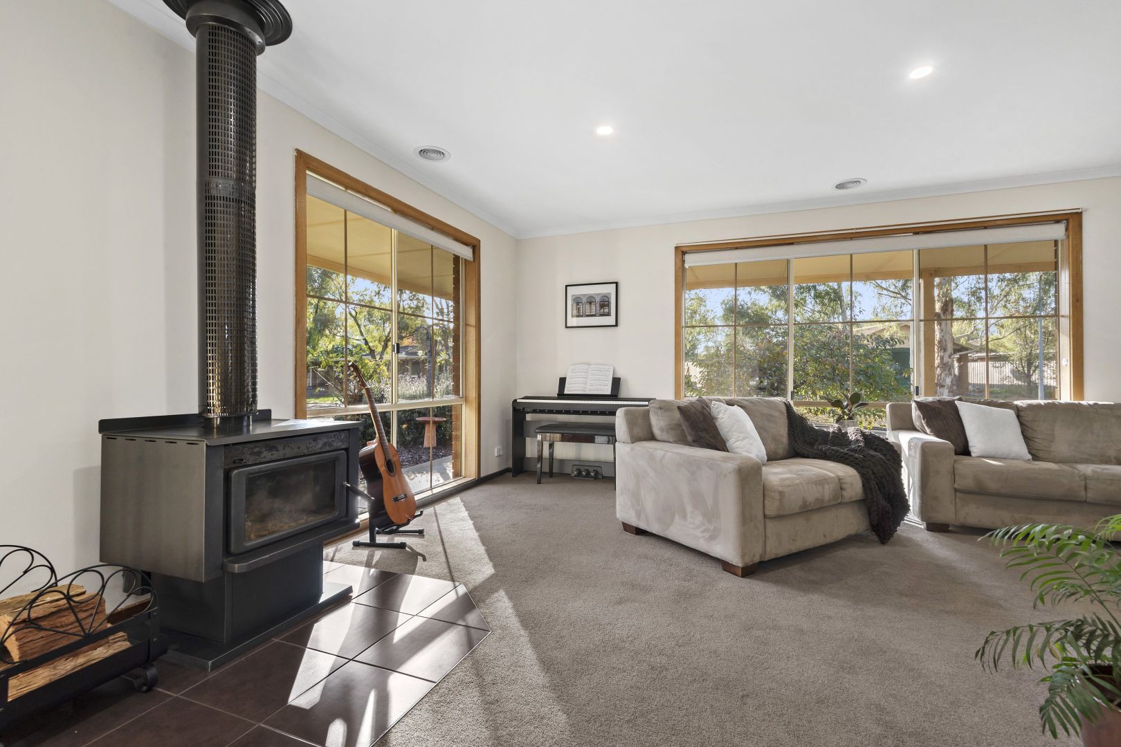 1 Shrubby Walk, Croydon South, VIC 3136, Croydon South - Thumbnail 3