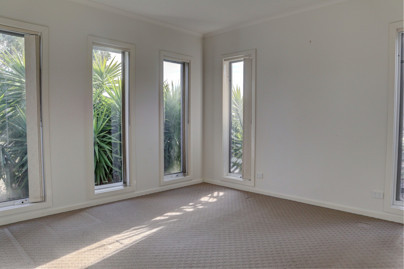 1 Somersby Road, Craigieburn, VIC 3064, Craigieburn - Thumbnail 8