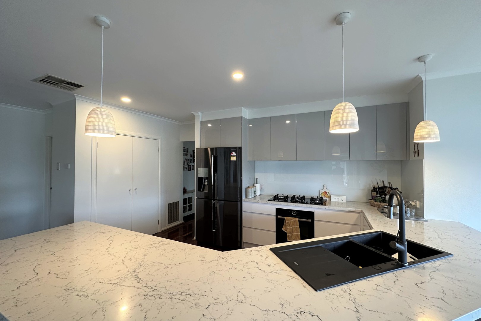 1 Stedman Court, Taylors Lakes, VIC 3038, Taylors Lakes - Thumbnail 2