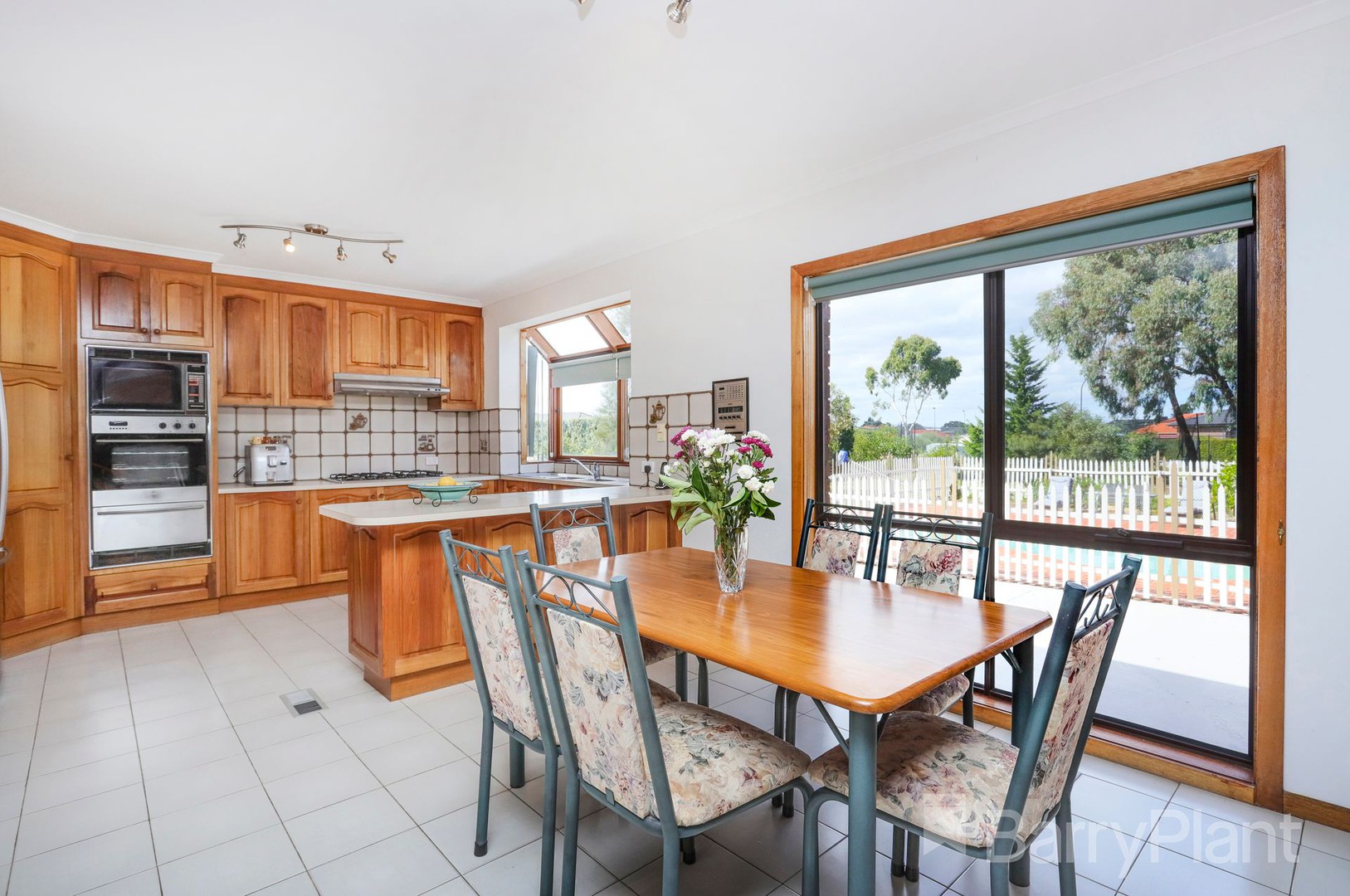 1 Stirling Close, Greenvale, VIC 3059, Greenvale - Thumbnail 5
