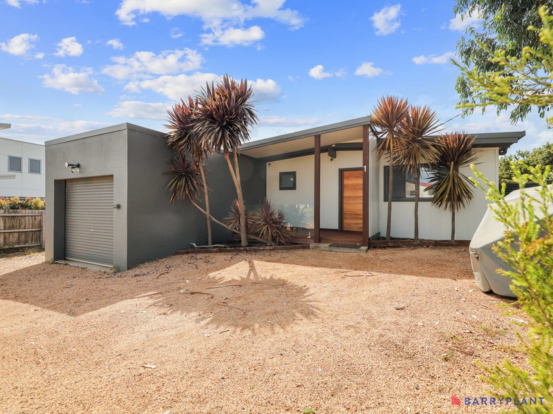 1 Stradbroke Crescent, Surf Beach, VIC 3922 - Image - 26/08/2025