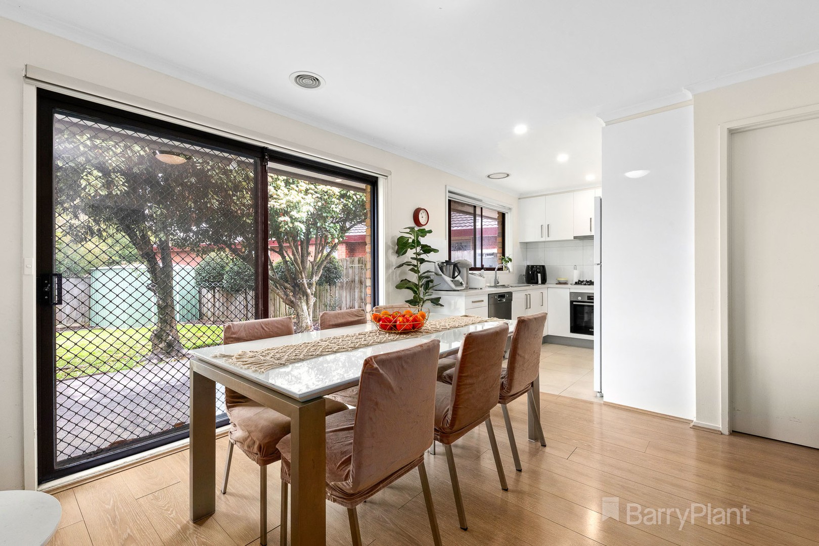 1 Strathavan Drive, Berwick, VIC 3806, Berwick - Thumbnail 3