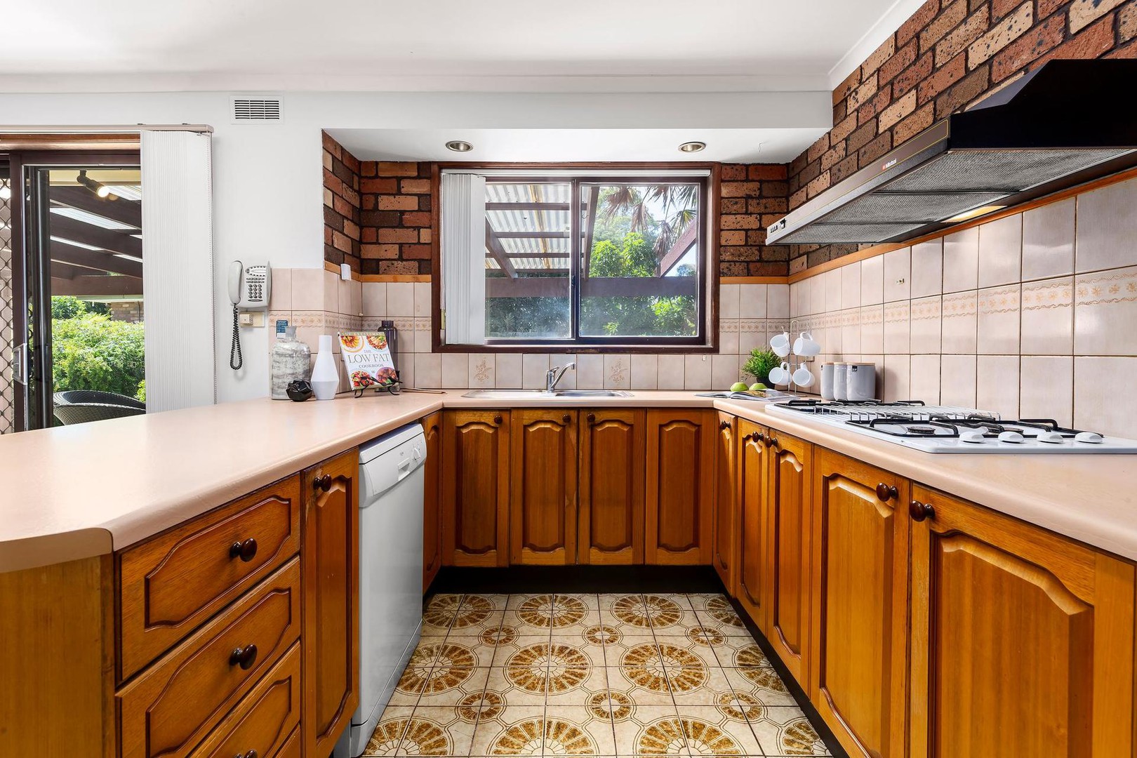 1 Studley Court, Mill Park, VIC 3082, Mill Park - Thumbnail 4