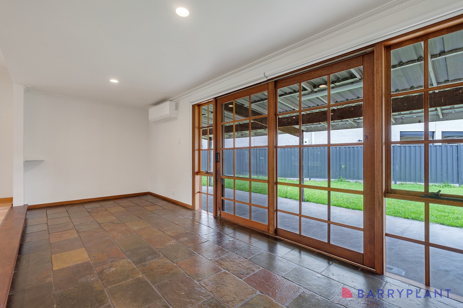 1 Sturdee Street, Reservoir, VIC 3073, Reservoir - Thumbnail 4