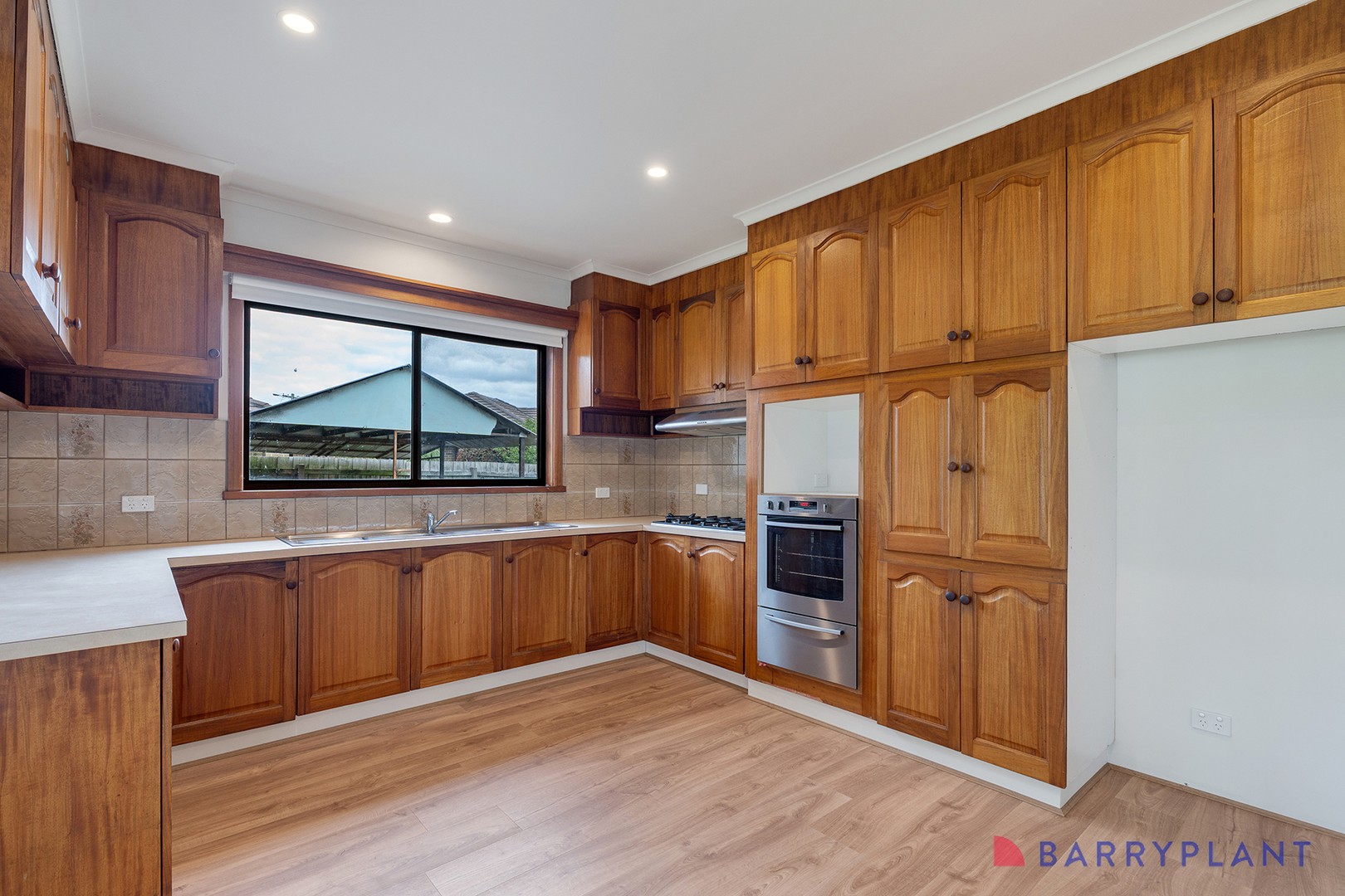 1 Sturdee Street, Reservoir, VIC 3073, Reservoir - Thumbnail 5