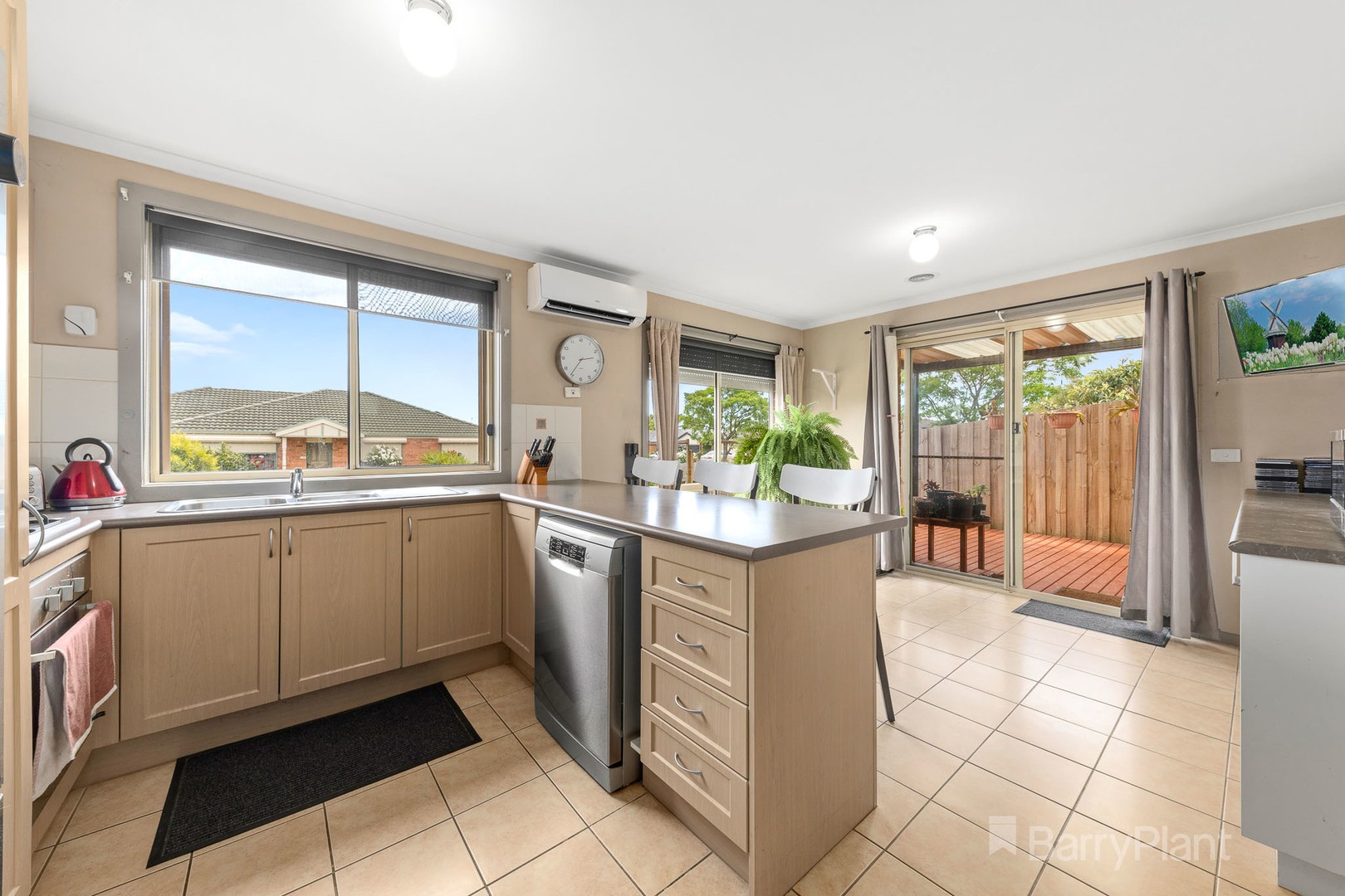 1 Superior Terrace, Narre Warren, VIC 3805, Narre Warren - Thumbnail 2