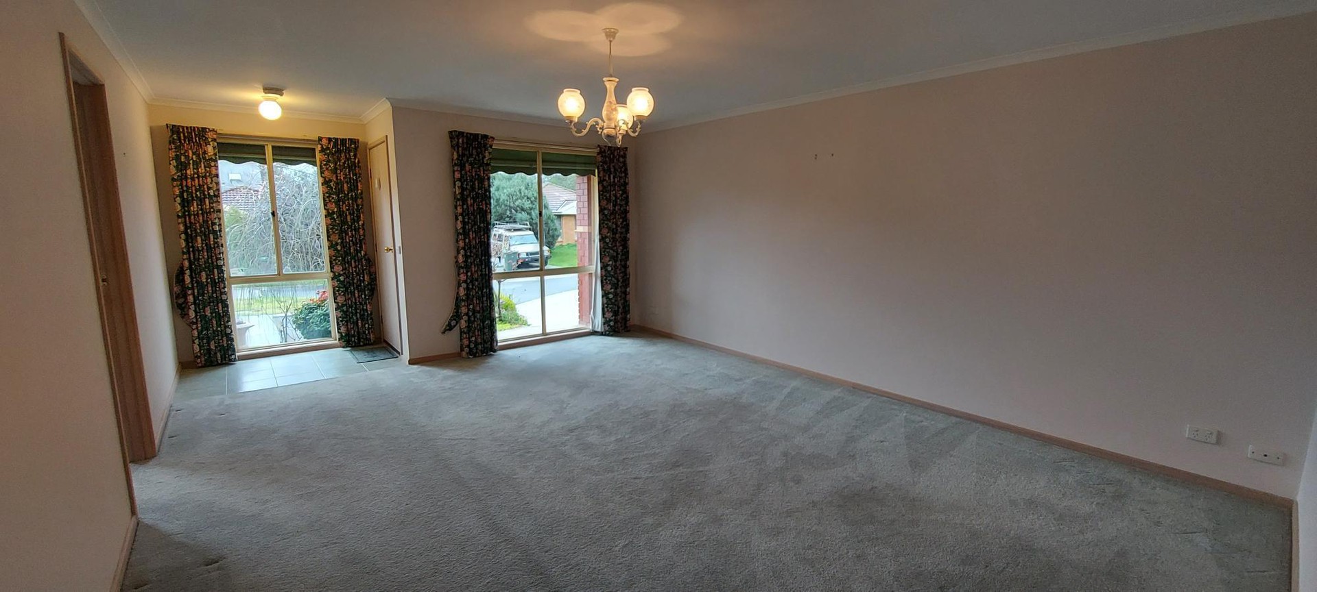 1 Tallangatta Place, Berwick, VIC 3806, Berwick - Thumbnail 2