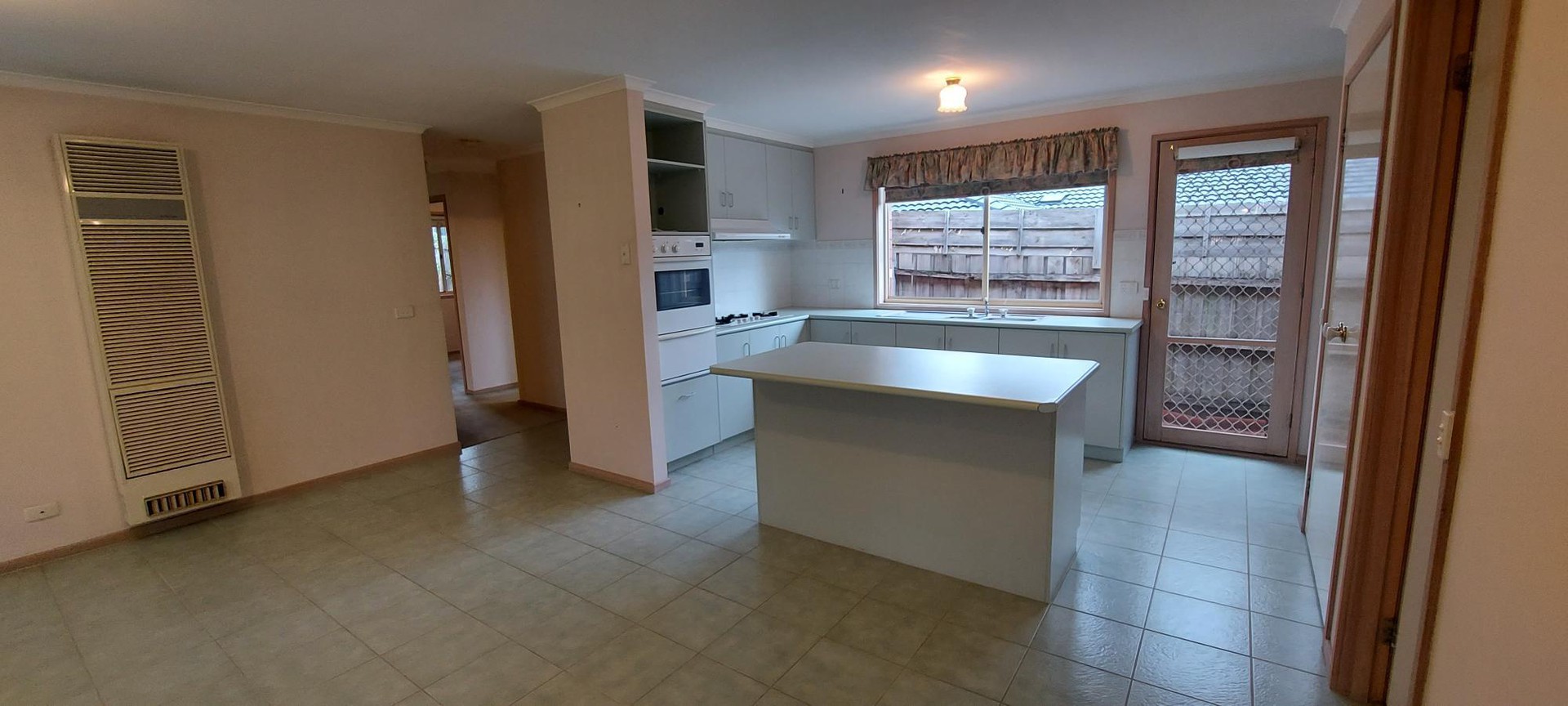 1 Tallangatta Place, Berwick, VIC 3806, Berwick - Thumbnail 3