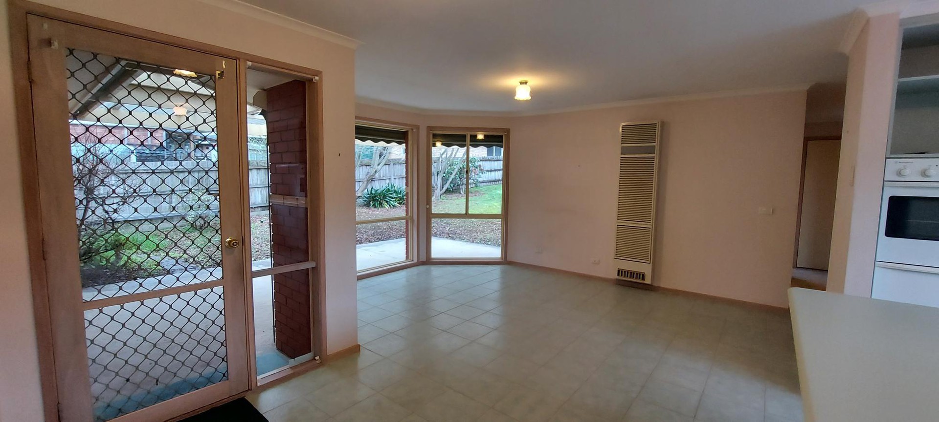 1 Tallangatta Place, Berwick, VIC 3806, Berwick - Thumbnail 4
