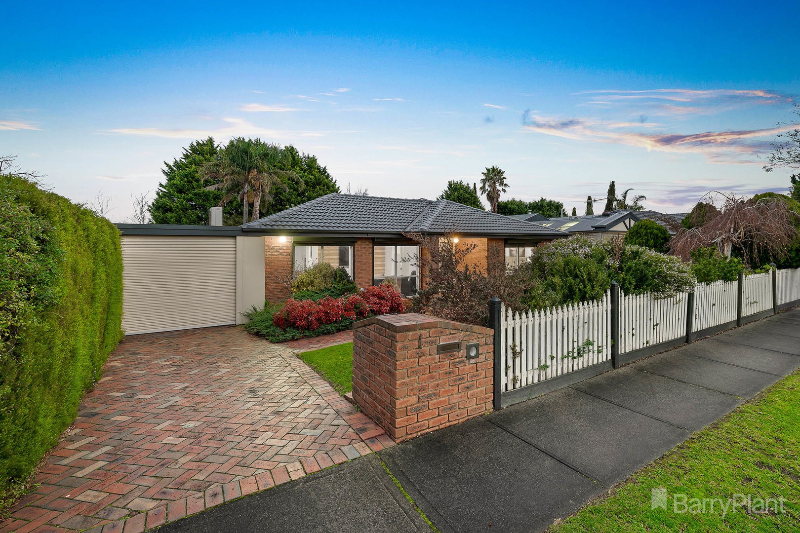 1 Tarcoola Drive, Narre Warren, VIC 3805, Narre Warren - Thumbnail 2