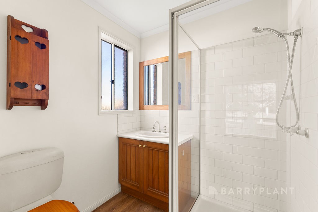 1 Terri Ester Drive, Berwick, VIC 3806, Berwick - Thumbnail 5