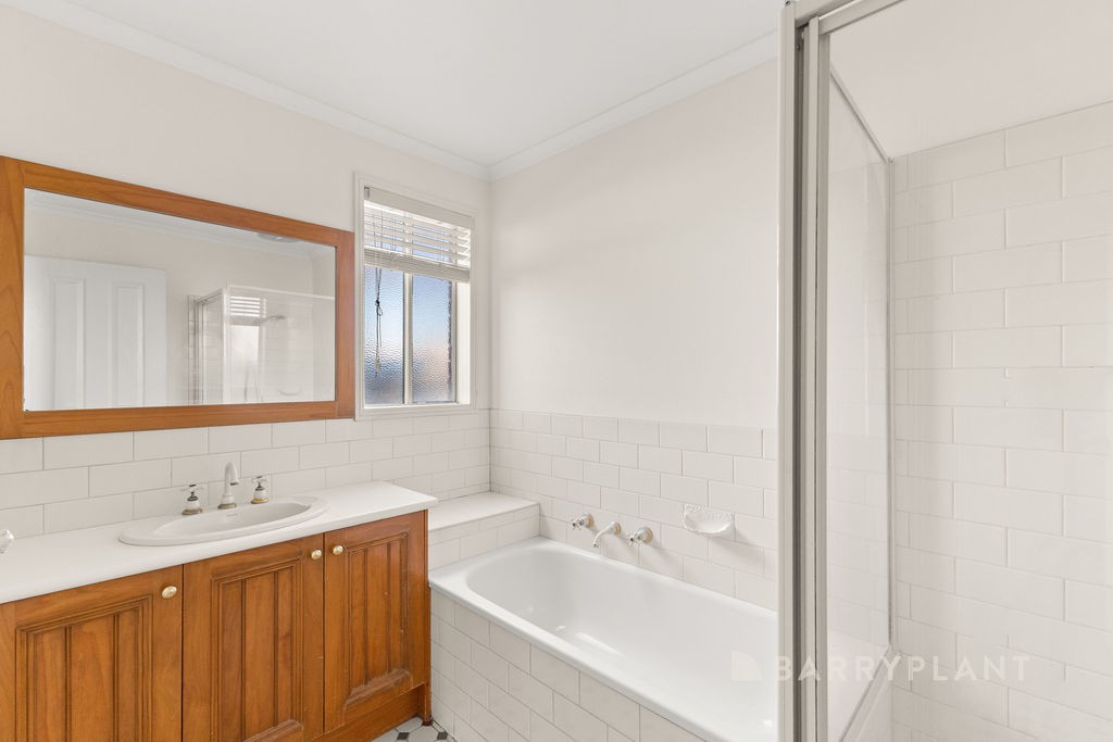 1 Terri Ester Drive, Berwick, VIC 3806, Berwick - Thumbnail 7