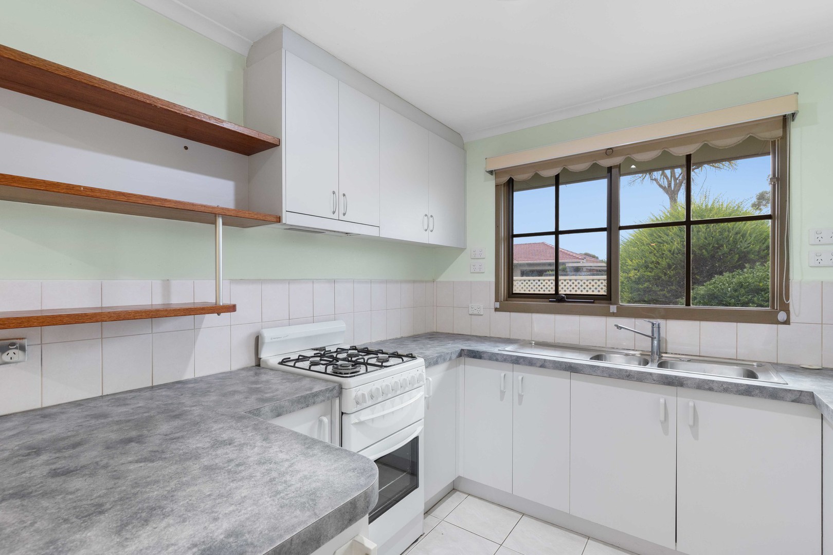 1 Terrye Court, Hillside, VIC 3037, Hillside - Thumbnail 5