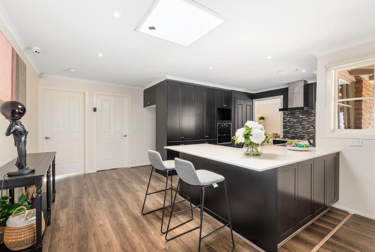 1 Tidcombe Crescent, Doncaster East, VIC 3109, Doncaster East - Thumbnail 4