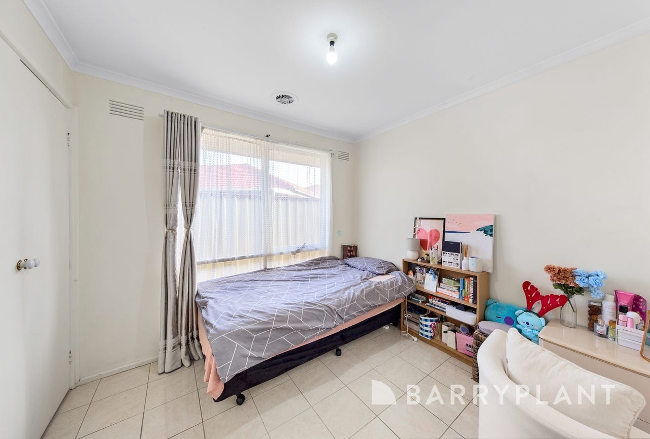 1 Toora Court, St Albans, VIC 3021, St Albans - Thumbnail 4