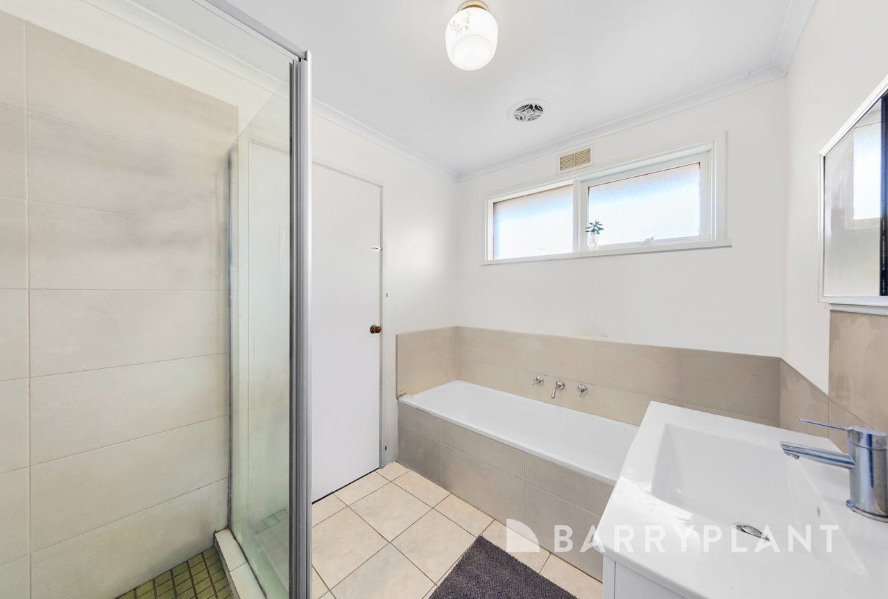1 Toora Court, St Albans, VIC 3021, St Albans - Thumbnail 5