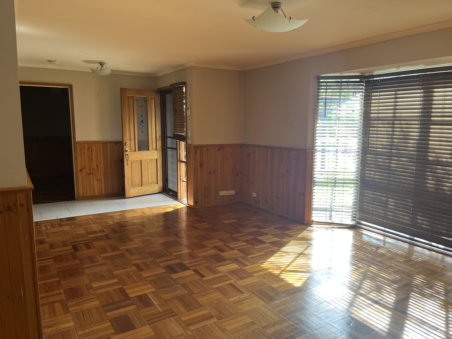 1 Trent  Close, Werribee, VIC 3030, Werribee - Thumbnail 3