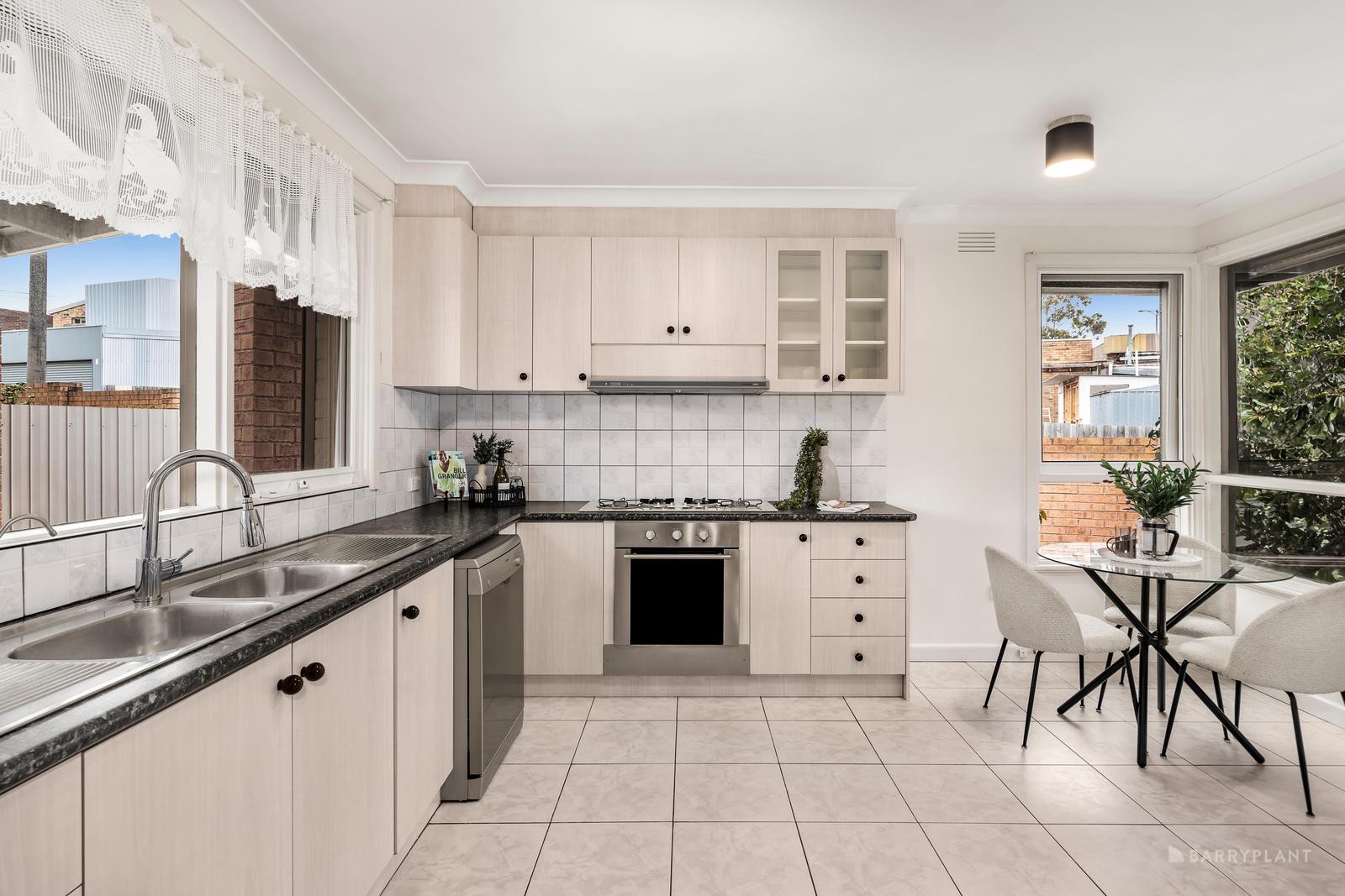 1 Tudor Road, Doncaster, VIC 3108, Doncaster - Thumbnail 3