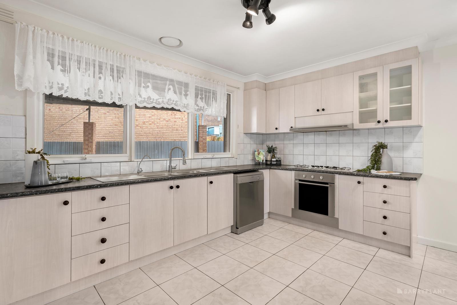1 Tudor Road, Doncaster, VIC 3108, Doncaster - Thumbnail 5