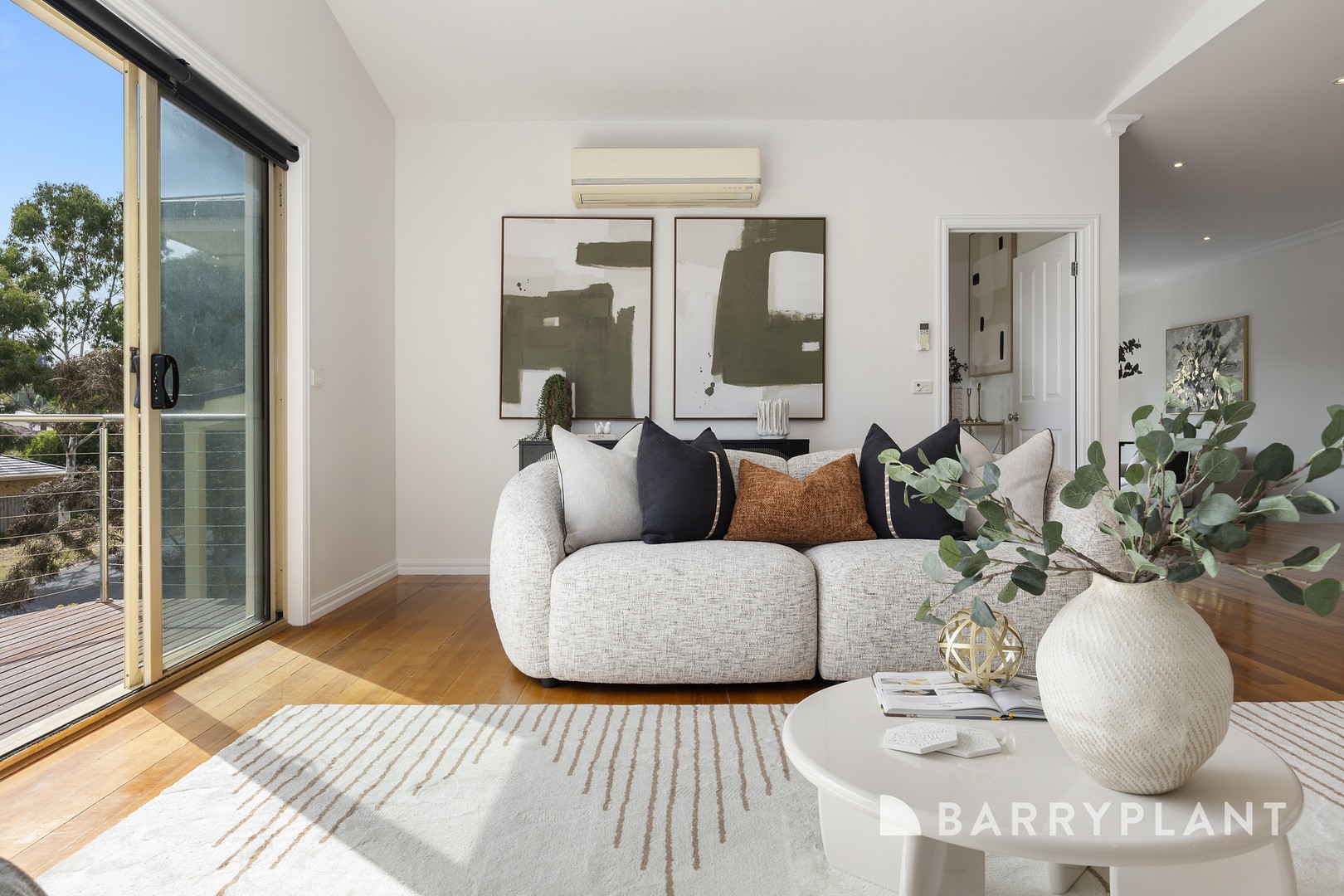 1 Valley View Parade, Korumburra, VIC 3950 - Thumbnail 2 - 06/03/2026