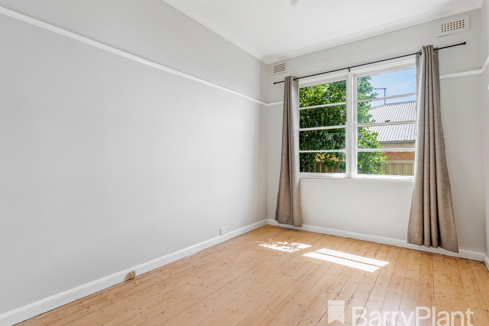 1 Verbena Grove, Wendouree, VIC 3355, Wendouree - Thumbnail 4