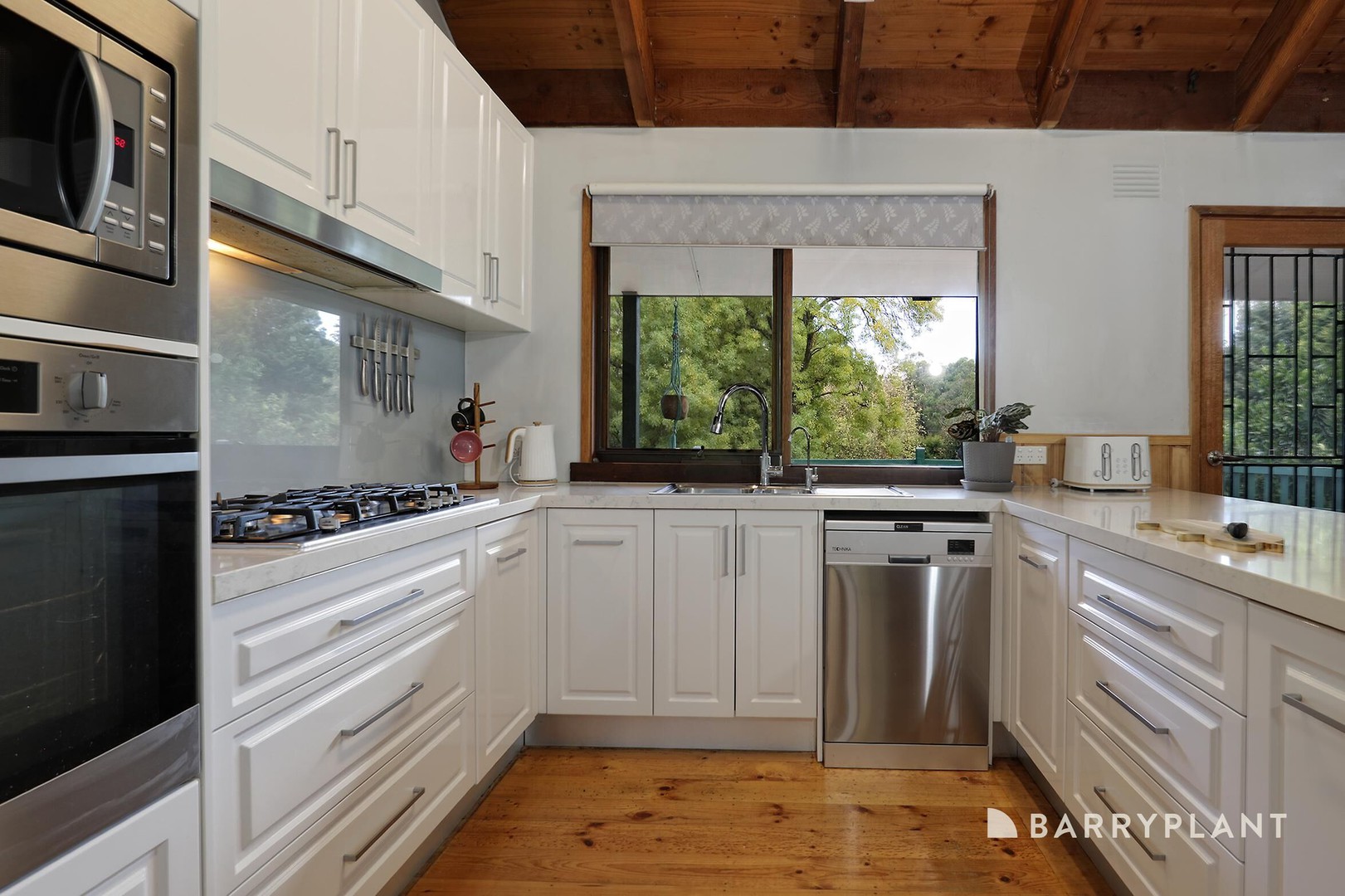 1 Vincent Street, Cockatoo, VIC 3781, Cockatoo - Thumbnail 4