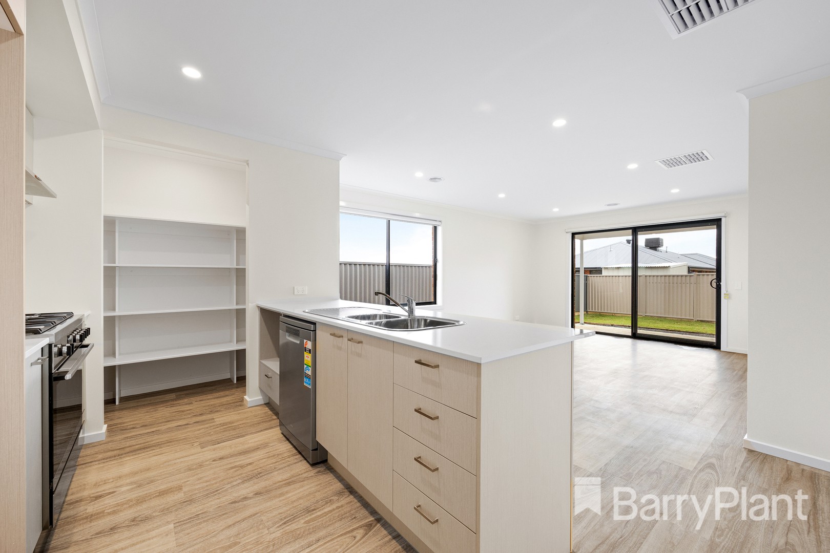 1 Warbler Court, Winter Valley, VIC 3358, Winter Valley - Thumbnail 6