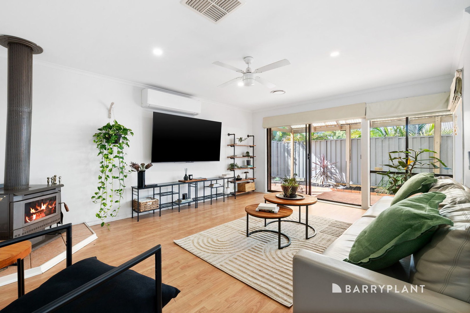 1 Wattletree Walk, South Morang, VIC 3752, South Morang - Thumbnail 7