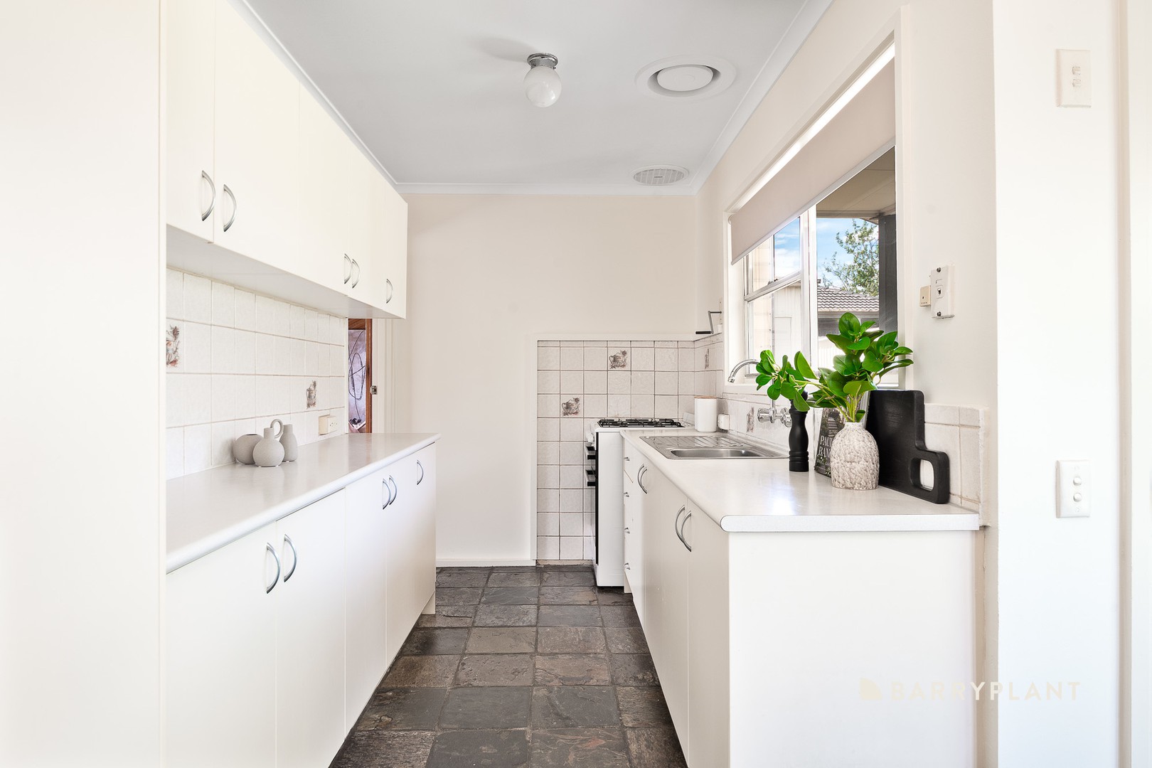 1 Werona Court, Meadow Heights, VIC 3048, Meadow Heights - Thumbnail 5