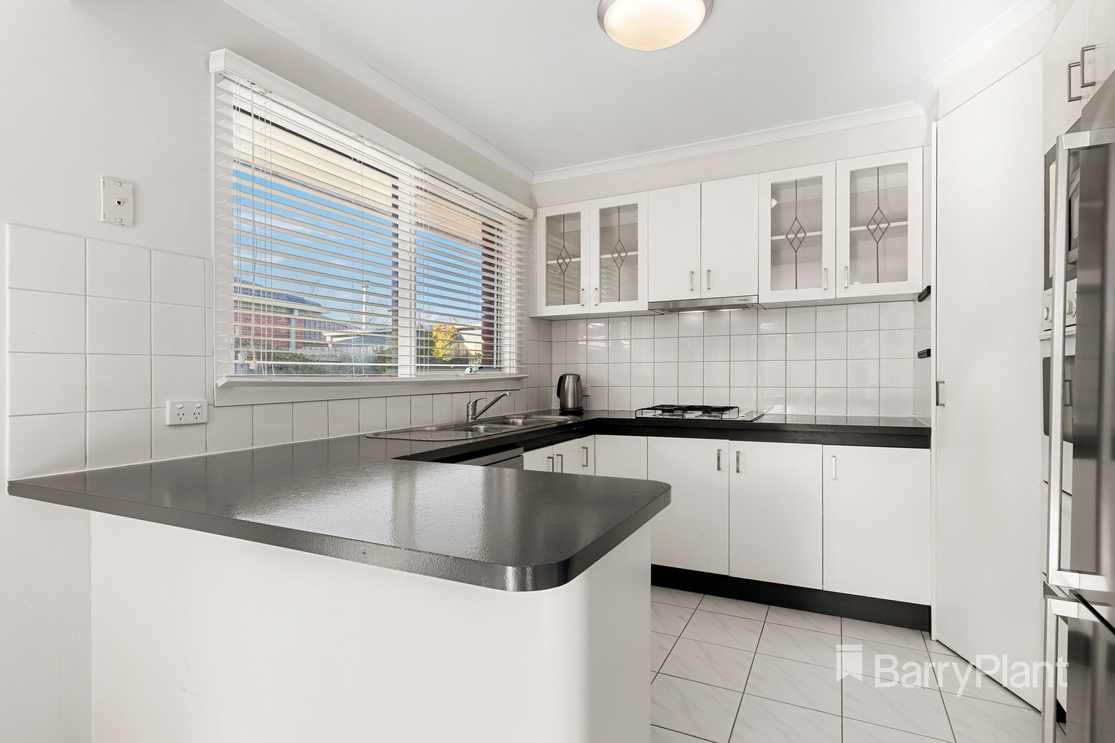 1 Whistler Walk, South Morang, VIC 3752, South Morang - Thumbnail 3