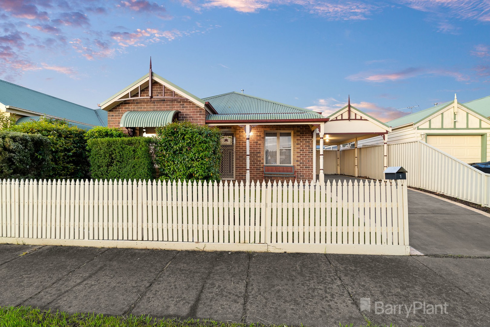 1 Willowbank Pocket, Pakenham, VIC 3810, Pakenham - Thumbnail 2