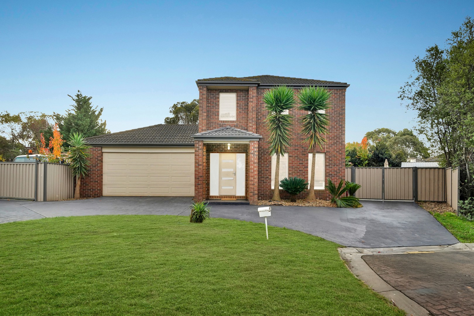 1 Witchmount Close, Hillside, VIC 3037 - Thumbnail 1 - 02/10/2026