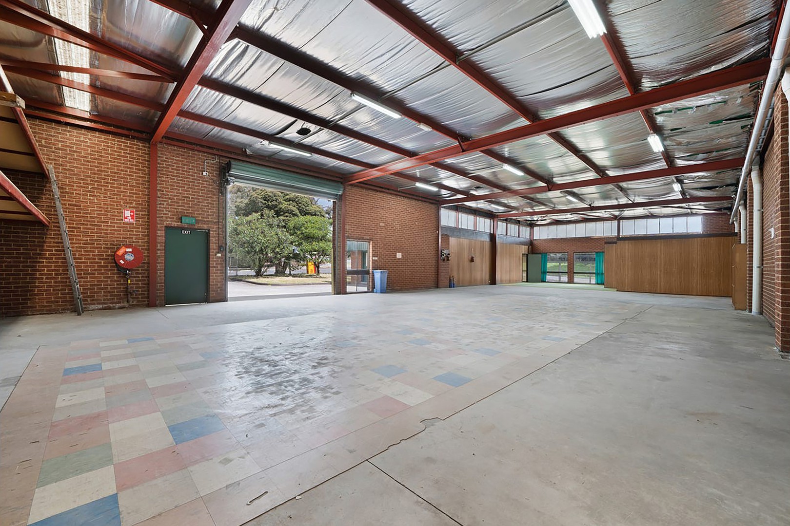 1 Woodbine Court, Wantirna South, VIC 3152 - Thumbnail 2 - 09/11/2023