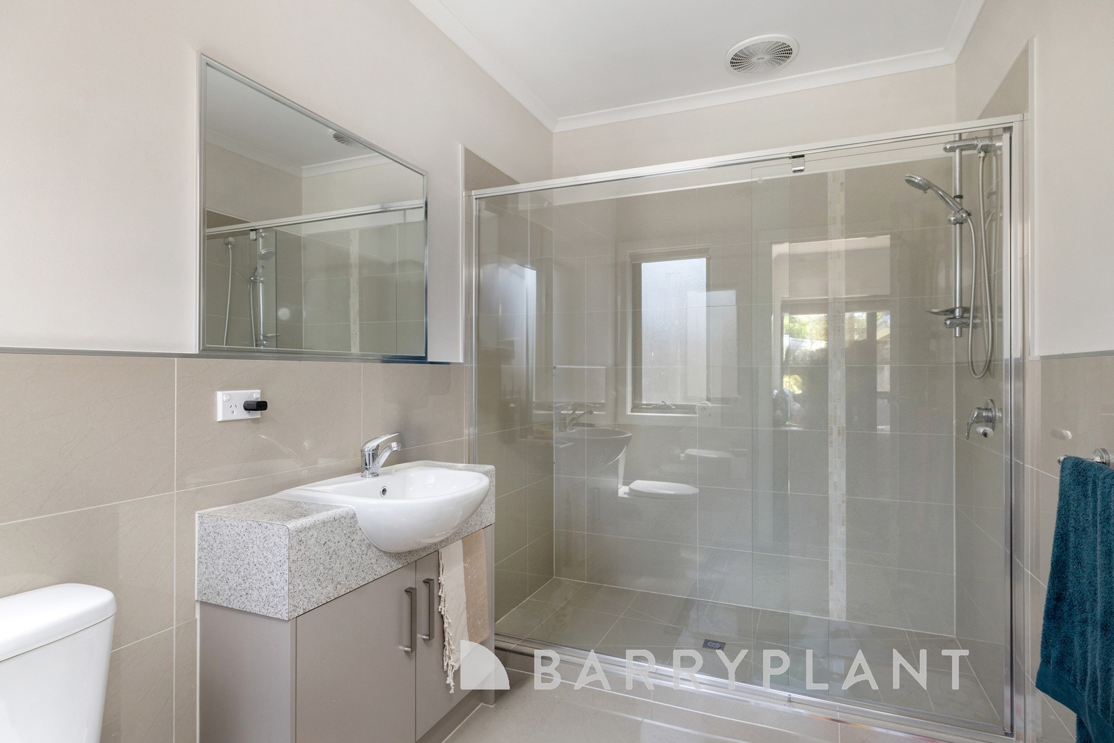 1 Wren Place, Melton, VIC 3337, Melton - Thumbnail 3